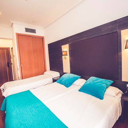 Hostal Sol Los Angeles Madrid Dış mekan fotoğraf