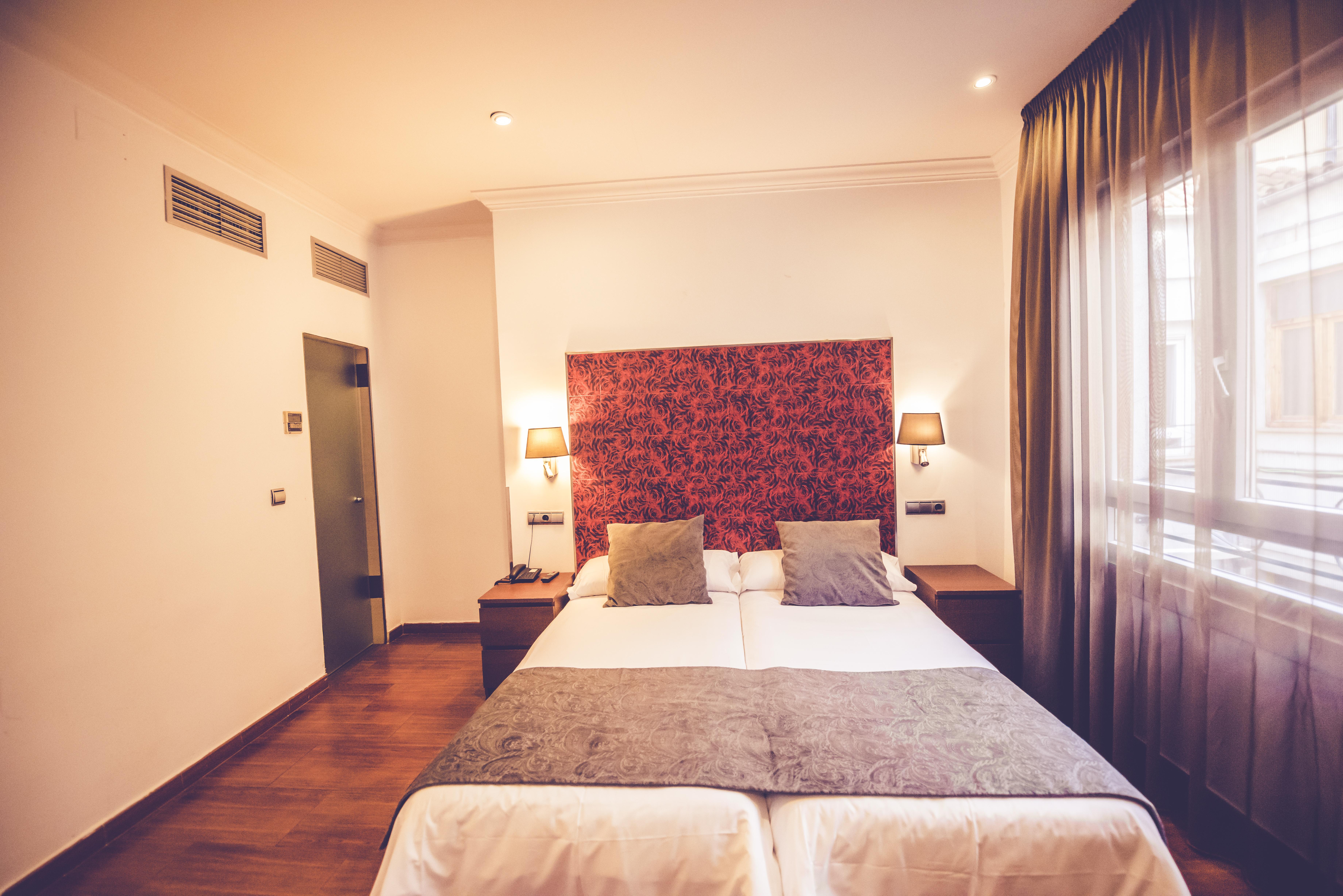 Hostal Sol Los Angeles Madrid Dış mekan fotoğraf